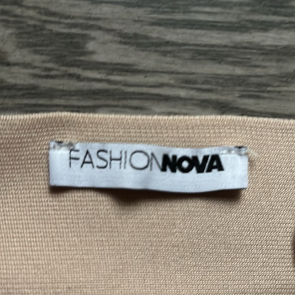 Fashion Nova Skirt💛✨ - Picture 6 of 6